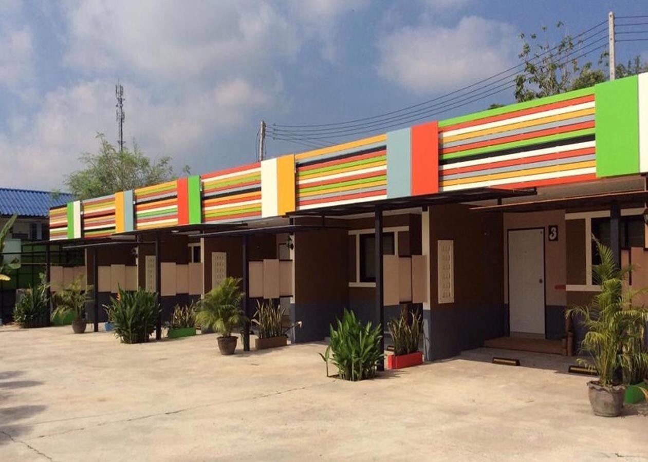 Jirapa Modern Resort Csonburi Kültér fotó