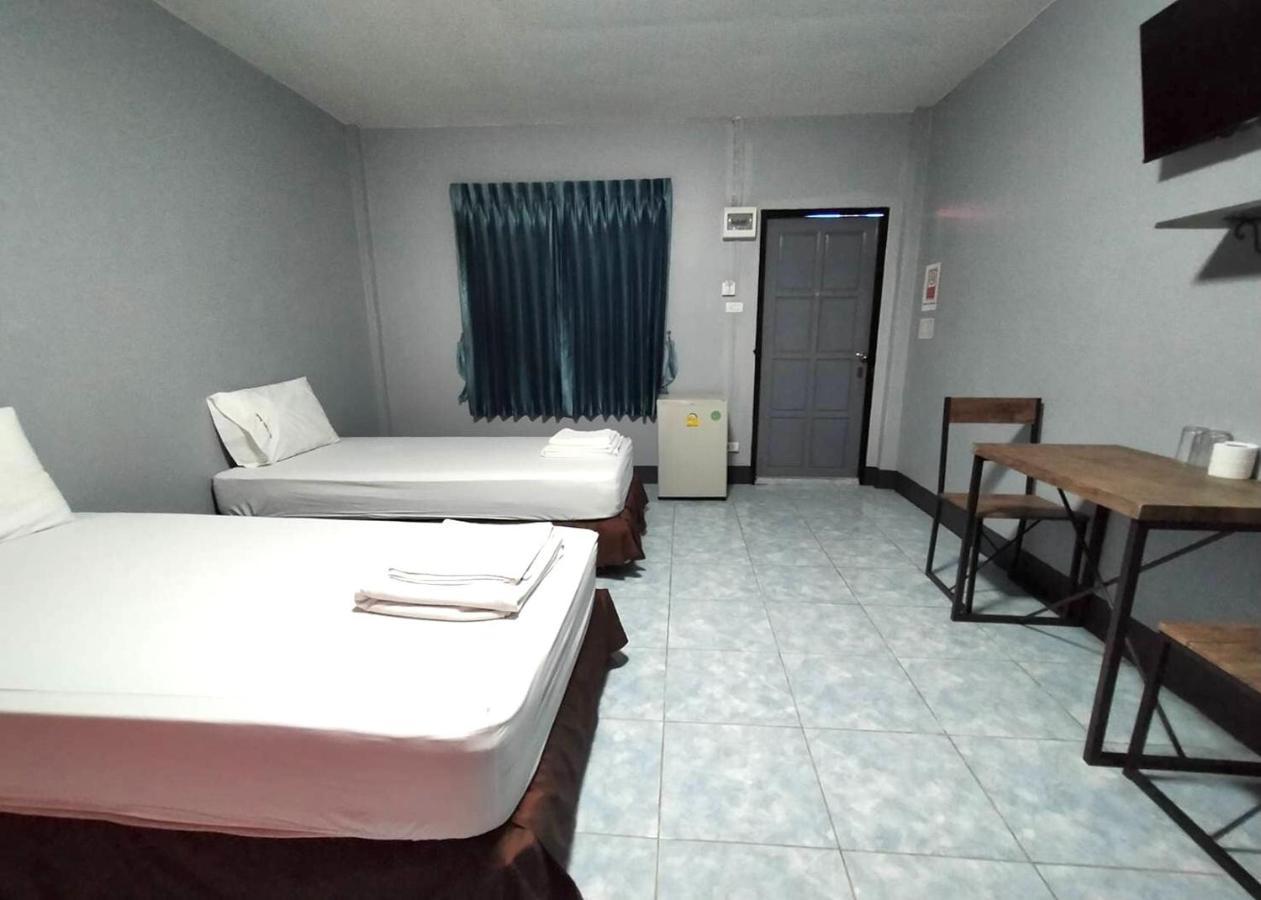 Jirapa Modern Resort Csonburi Kültér fotó