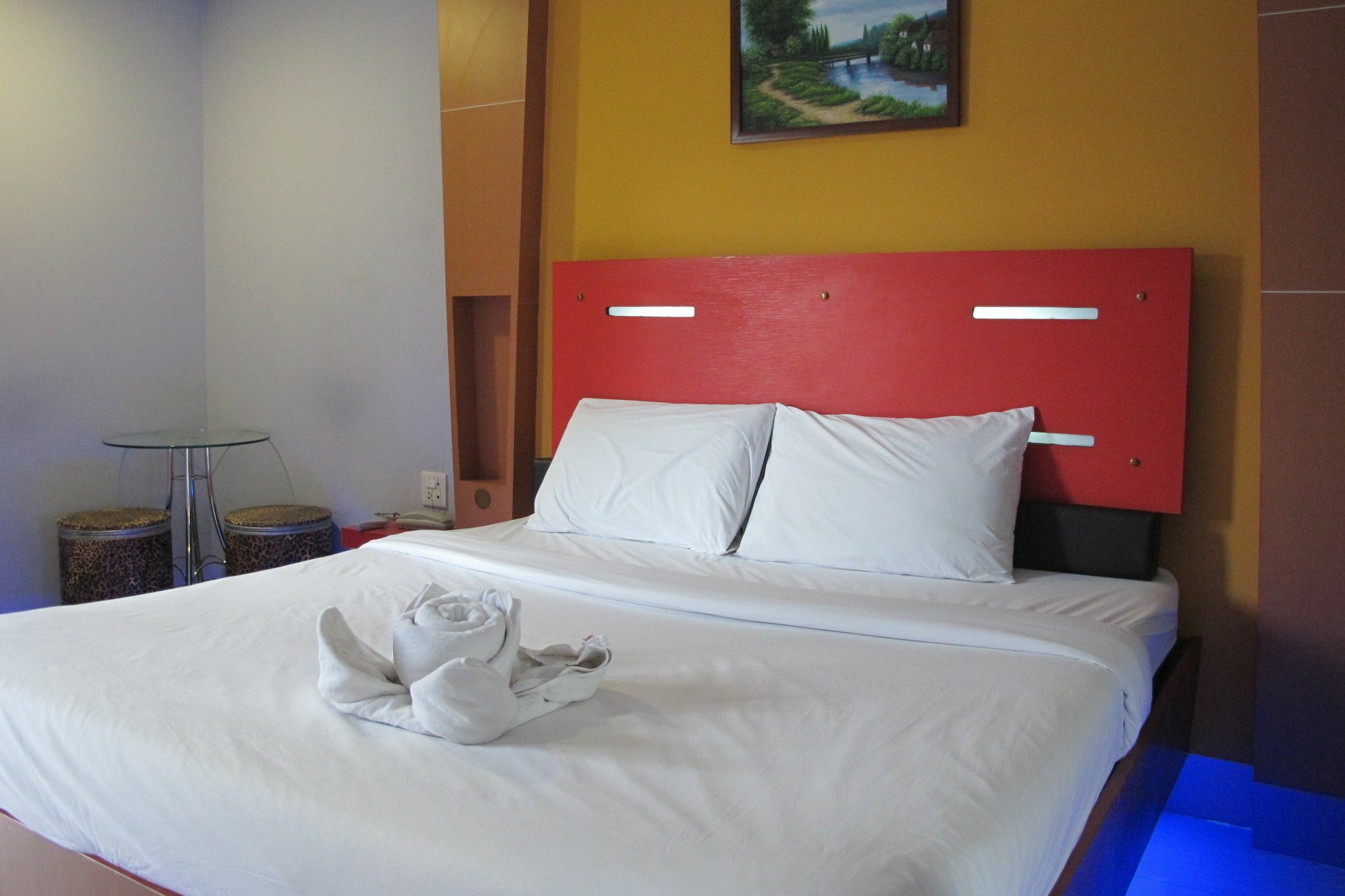 Jirapa Modern Resort Csonburi Kültér fotó